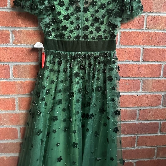 MAC DUGGAL Velvet Flower Embellished Midi Dress - Picture 9 of 11